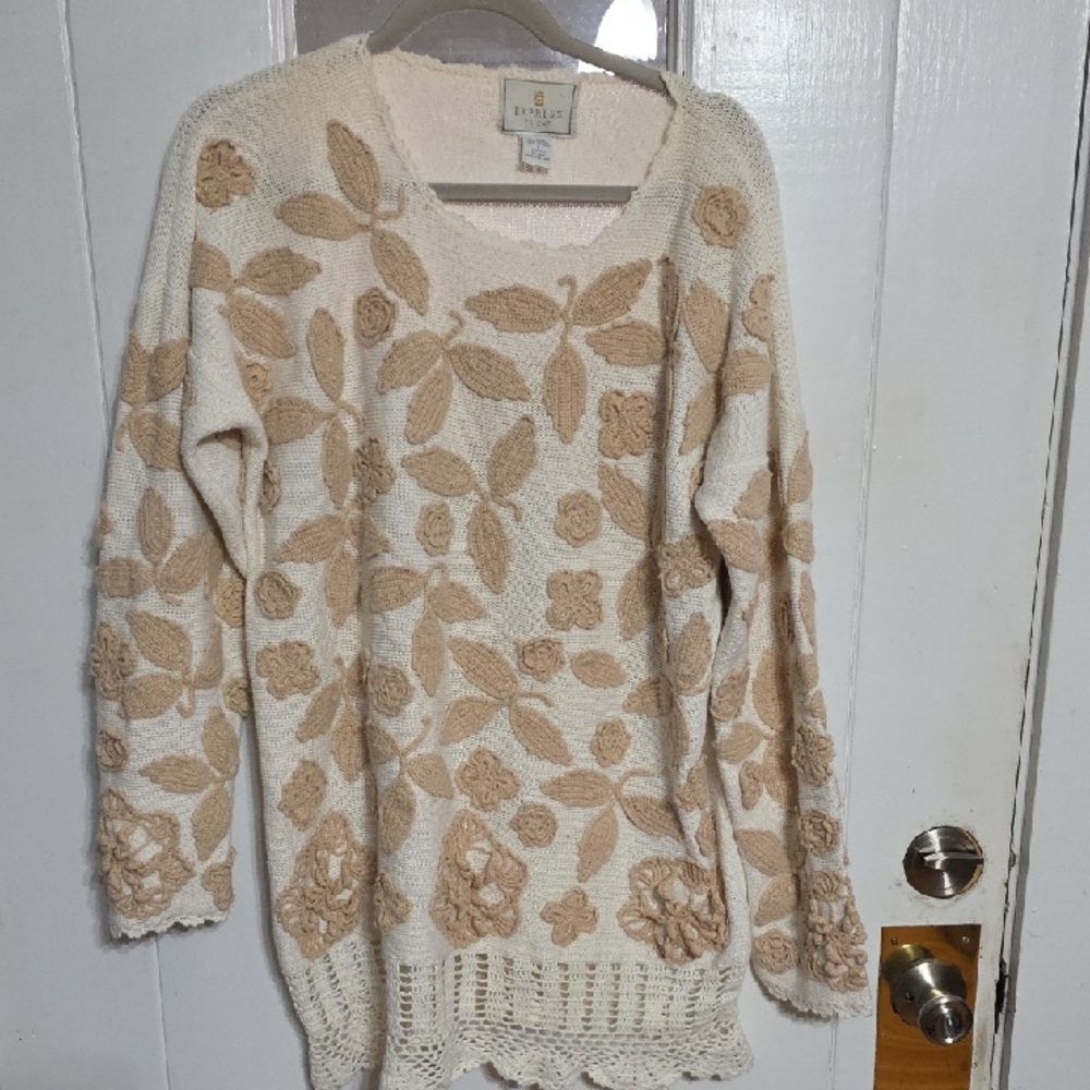 Express Tricot Women's Sweater Crochet Look Flowers Cream/Tan Vintage Sz L EUC‎